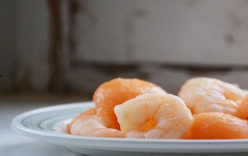 虾和哈密瓜一起吃怎么办,美味与健康的完美融合