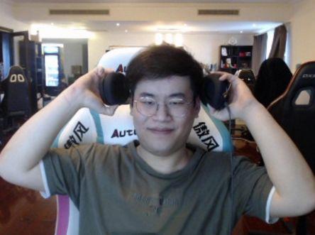 南风直播吃瓜,吃瓜群众的热议焦点